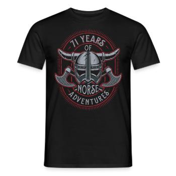 71 ans d’aventures nordiques - 71. - T-shirt homme - noir - Devant - AI Model Male 178 light (178cm)