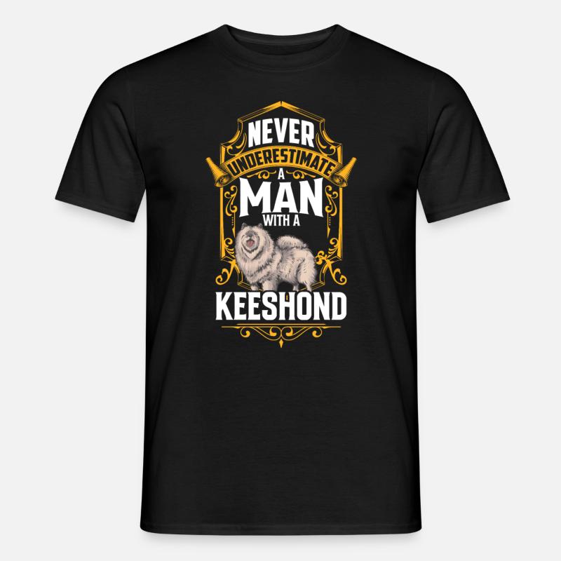 Mann mit Wolfsspitz Deutscher Spitz - Männer T-Shirt - Schwarz