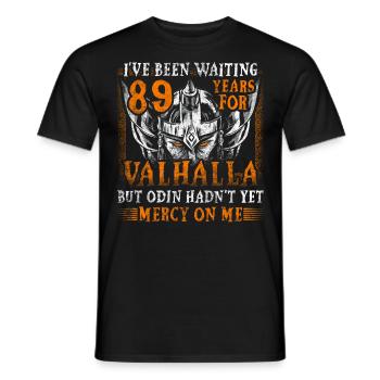 89 ans d’attente pour le 89e anniversaire du Valhalla - T-shirt homme - noir - Devant - AI Model Male 178 light (178cm)
