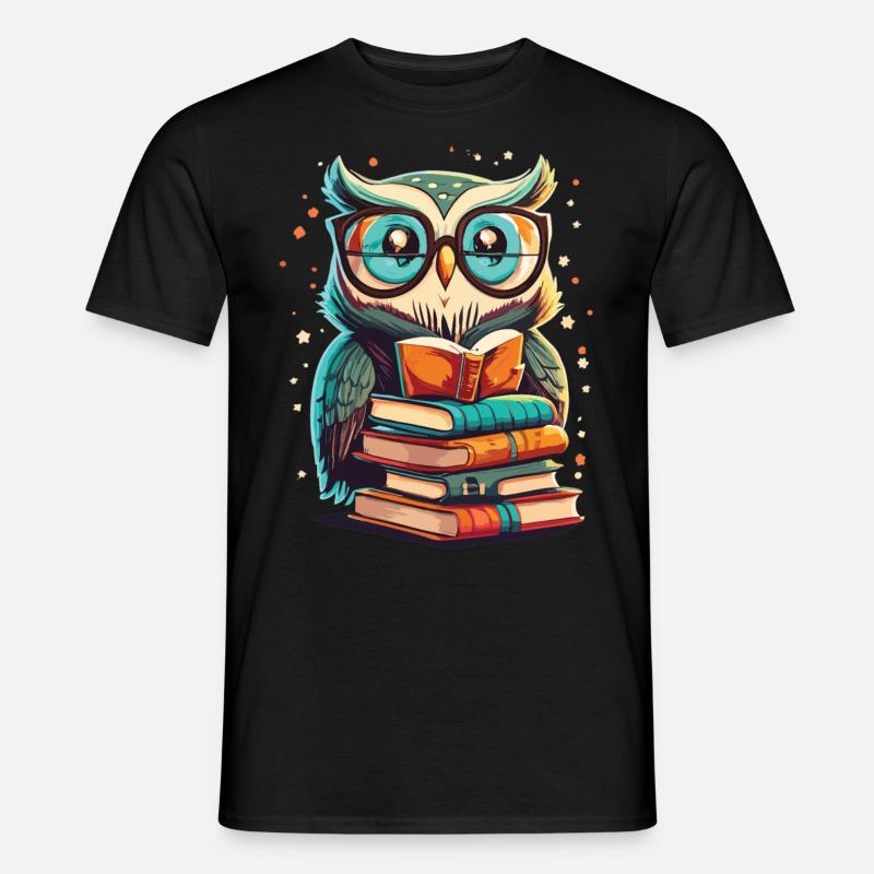 Eule auf einem Bücherstapel - Männer T-Shirt - Schwarz