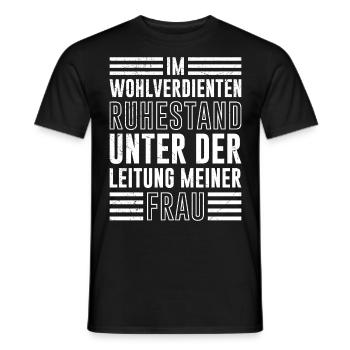 Rentner Retired Under New Management Rente - Männer T-Shirt - Schwarz - Vorne - AI Model Male 178 light (178cm)