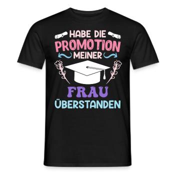 Dissertation Doktorarbeit meiner Frau Überstanden - Männer T-Shirt - Schwarz - Vorne - AI Model Male 178 light (178cm)