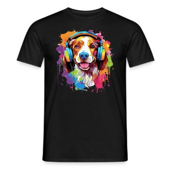 Bunter Brittany Hund mit Kopfhörer - Männer T-Shirt - Schwarz - Vorne - AI Model Male 178 light (178cm)