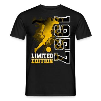 1957 Année de naissance Anniversaire Football - T-shirt homme - noir - Devant - AI Model Male 178 light (178cm)
