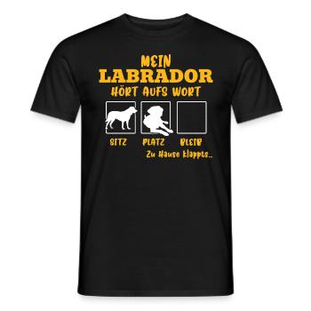 Labrador Besitzer MEIN LABRADOR HÖRT AUFS WORT - Männer T-Shirt - Schwarz - Vorne - AI Model Male 178 light (178cm)