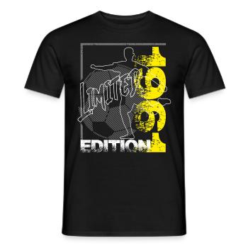 Limited Edition 1961 Limited Edition Fußball - Männer T-Shirt - Schwarz - Vorne - AI Model Male 178 light (178cm)