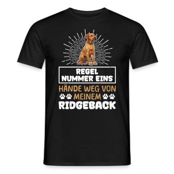 Ridgeback Besitzer HÄNDE WEG VON MEINEM RIDGEBACK - Männer T-Shirt - Schwarz - Vorne - AI Model Male 178 light (178cm)