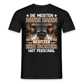Deutscher Boxer DIE MEISTEN HUNDE HABEN BESITZER - Männer T-Shirt - Schwarz - Vorne - AI Model Male 178 light (178cm)