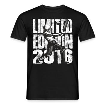 Limited Edition 2016 Limited Edition Cricket - Männer T-Shirt - Schwarz - Vorne - AI Model Male 178 light (178cm)