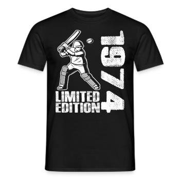 Édition limitée 1974 Édition limitée Cricket - T-shirt homme - noir - Devant - AI Model Male 178 light (178cm)