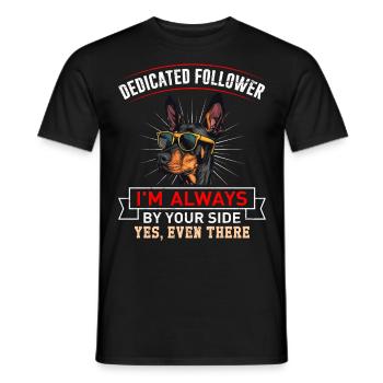 Doberman DEDICATED FOLLOWER Doberman Besitzer - Männer T-Shirt - Schwarz - Vorne - AI Model Male 178 light (178cm)