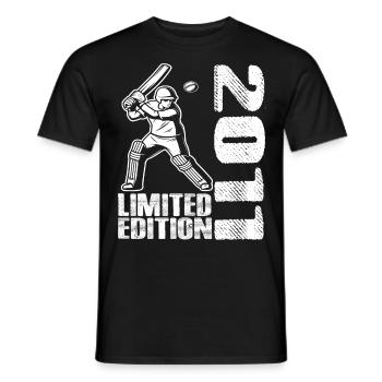 Limited Edition 2011 Limited Edition Cricket - Männer T-Shirt - Schwarz - Vorne - AI Model Male 178 light (178cm)