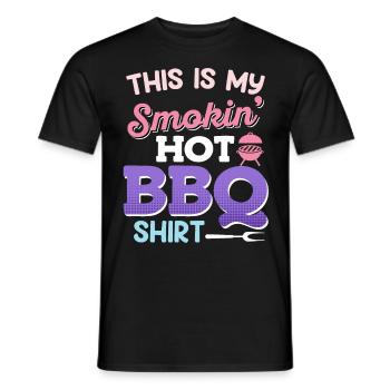 Grillfeste THIS IS MY SMOKIN' HOT BBQ SHIRT - Männer T-Shirt - Schwarz - Vorne - AI Model Male 178 light (178cm)
