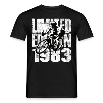 Édition limitée 1983 édition limitée anniversaire - T-shirt homme - noir - Devant - AI Model Male 178 light (178cm)