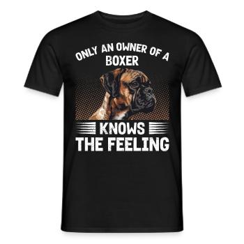 German Boxer ONLY A OWNER OF A BOXER KNOWS - Men's T-Shirt - black - Front - AI Model Male 178 light (178cm)