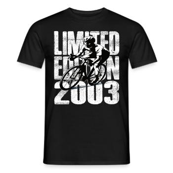 Édition limitée 2003 Édition limitée anniversaire - T-shirt homme - noir - Devant - AI Model Male 178 light (178cm)