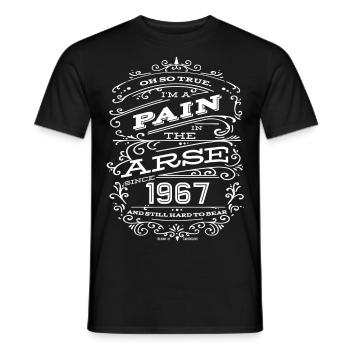 Hillarious Lustiges Geburtstagsshirt 1967 Weiße Ausgabe - Männer T-Shirt - Schwarz - Vorne - AI Model Male 178 light (178cm)