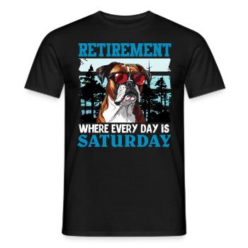 Boxer Hund RETIREMENT WHEN EVERY DAY IS SATURDAY - Männer T-Shirt - Schwarz - Vorne - AI Model Male 178 light (178cm)
