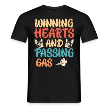 Lustige Bulldogge WINNING HEARTS PASSING GAS - Männer T-Shirt - Schwarz - Vorne - AI Model Male 178 light (178cm)