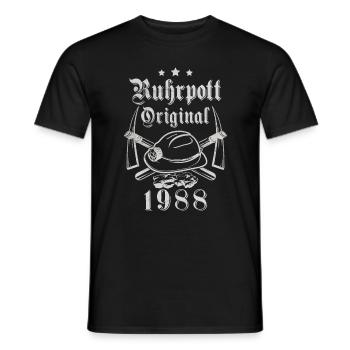 1988 Geburtstag Ruhrpott Original Hacke Helm - Männer T-Shirt - Schwarz - Vorne - AI Model Male 178 light (178cm)