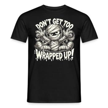 Eingewickelte Mumie Halloween Shirt - Männer T-Shirt - Schwarz - Vorne - AI Model Male 178 light (178cm)