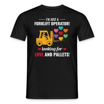 Gabelstaplerfahrer Fahrer Valentinstag Lustig - Männer T-Shirt - Schwarz - Vorne - AI Model Male 178 light (178cm)