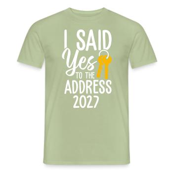 J’ai dit à l’adresse 2027 - T-shirt homme - vert sauge - Devant - AI Model Male 178 light (178cm)
