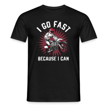 Motorrad Ich fahre schnell, weil ich kann - Männer T-Shirt - Schwarz - Vorne - AI Model Male 178 light (178cm)