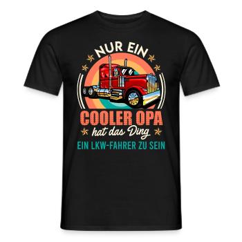 Opi NUR EIN COOLER OPA HAT DAS DING ZUM LKW FAHRER - Männer T-Shirt - Schwarz - Vorne - AI Model Male 178 light (178cm)