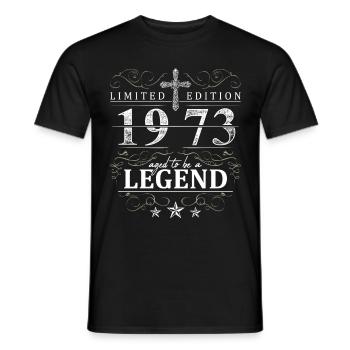 Kreuz Vintage Geburtstag Geburtsjahr 1973 Geschenk - Männer T-Shirt - Schwarz - Vorne - AI Model Male 178 light (178cm)