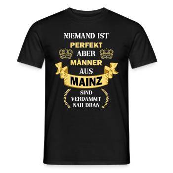 Mainz Deutschland Stadt Männer Perfekt Spruch - Männer T-Shirt - Schwarz - Vorne - AI Model Male 178 light (178cm)