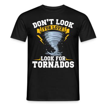 Sturmjäger Shirts | Unwetter Sturm Blitz Geschenke - Männer T-Shirt - Schwarz - Vorne - AI Model Male 178 light (178cm)