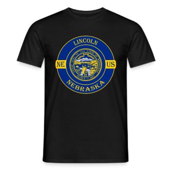 Lincoln Nebraska Flagge USA Reise Souvenir Abzeichen - Männer T-Shirt - Schwarz - Vorne - AI Model Male 178 light (178cm)