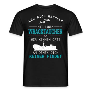 Wracktauchen Tauchen Wracktaucher Geschenk - Männer T-Shirt - Schwarz - Vorne - AI Model Male 178 light (178cm)