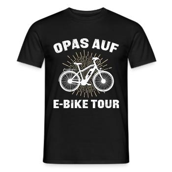 Rentner OPAS AUF E-BIKE TOUR EBike Lustiges - Männer T-Shirt - Schwarz - Vorne - AI Model Male 178 light (178cm)