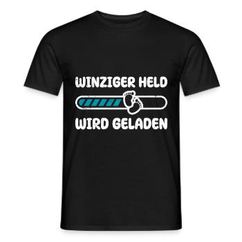 Zukünftige Mama WINZIGER HELD WIRD GELADEN Lustig - Männer T-Shirt - Schwarz - Vorne - AI Model Male 178 light (178cm)
