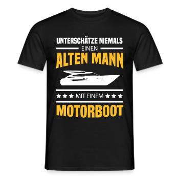 Alter Mann Motorboot Kapitän Boot Bootsbesitzer - Männer T-Shirt - Schwarz - Vorne - AI Model Male 178 light (178cm)
