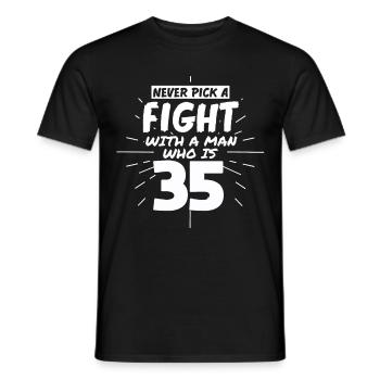 35.Geburtstag Männer 35 Jahre alt Mann - Männer T-Shirt - Schwarz - Vorne - AI Model Male 178 light (178cm)