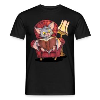 Niedliche Lesende Fledermaus mit Buch im Sessel - Männer T-Shirt - Schwarz - Vorne - AI Model Male 178 light (178cm)