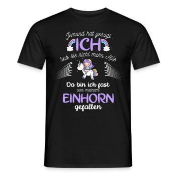 Einhörner Unicorn Verrückt - Männer T-Shirt - Schwarz - Vorne - AI Model Male 178 light (178cm)