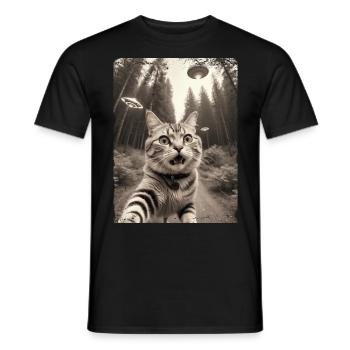 Selfie de chats avec la conception d’un vaisseau spatial extraterrestre - T-shirt homme - noir - Devant - AI Model Male 178 light (178cm)
