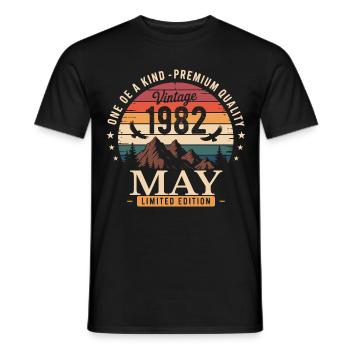 Vintage Mai 1982 Anniversaire Mai 1982 - T-shirt homme - noir - Devant - AI Model Male 178 light (178cm)