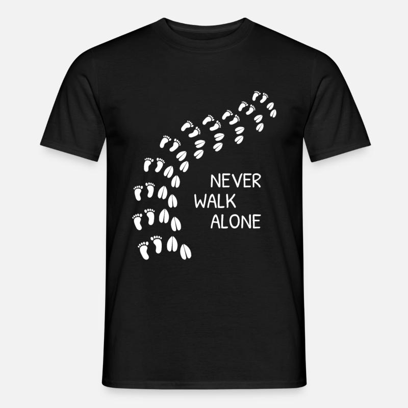 Never Walk Alone - Männer T-Shirt - Schwarz