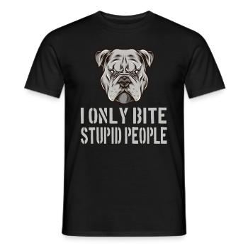 Pitbull ich beisse nur dumme Leute - Männer T-Shirt - Schwarz - Vorne - AI Model Male 178 light (178cm)