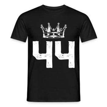 44 Zahl Krone - Männer T-Shirt - Schwarz - Vorne - AI Model Male 178 light (178cm)