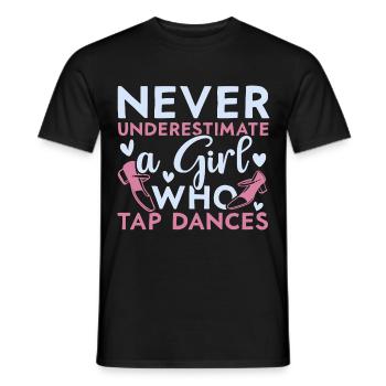 Ne sous-estimez jamais une fille qui tape - T-shirt homme - noir - Devant - AI Model Male 178 light (178cm)
