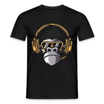 Affe Monkey mit DJ Kopfhörer und Sonnenbrille - Männer T-Shirt - Schwarz - Vorne - AI Model Male 178 light (178cm)