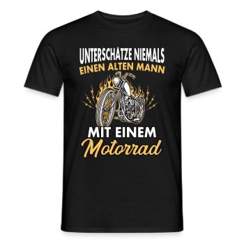 unterschaetze niemals einen alten Mann - Männer T-Shirt - Schwarz - Vorne - AI Model Male 178 light (178cm)