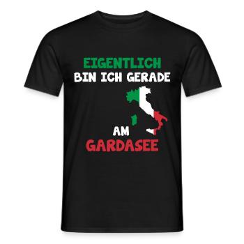 Gardasee Italia Urlaub Sprüche - Männer T-Shirt - Schwarz - Vorne - AI Model Male 178 light (178cm)