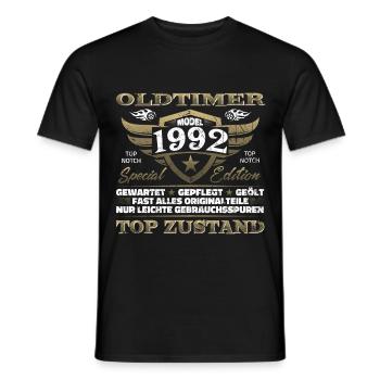 Oldtimer 1992 Baujahr – Vintage Retro Geburtstag - Männer T-Shirt - Schwarz - Vorne - AI Model Male 178 light (178cm)